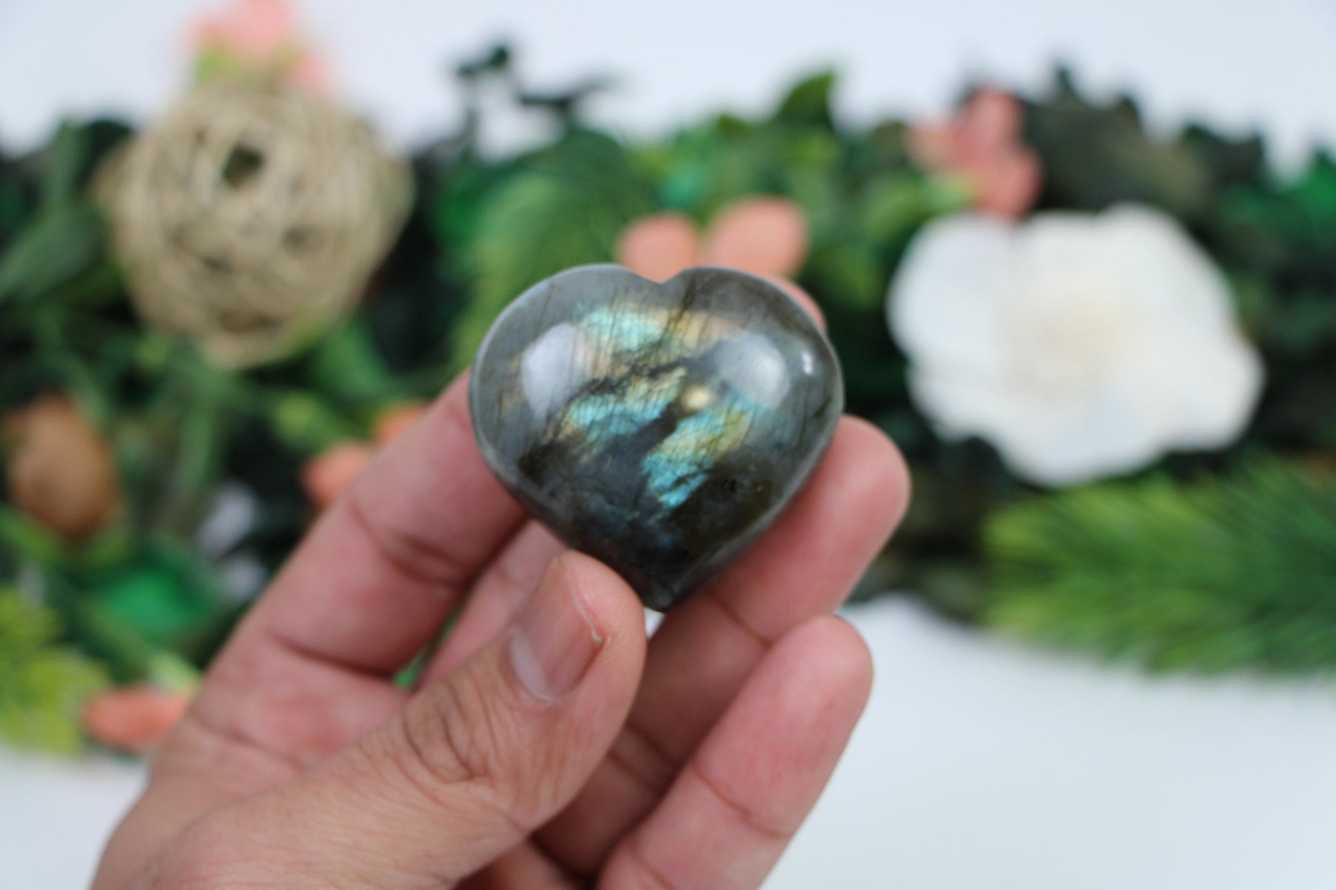 Healing Crystal for Meditation and Chakra Balancing