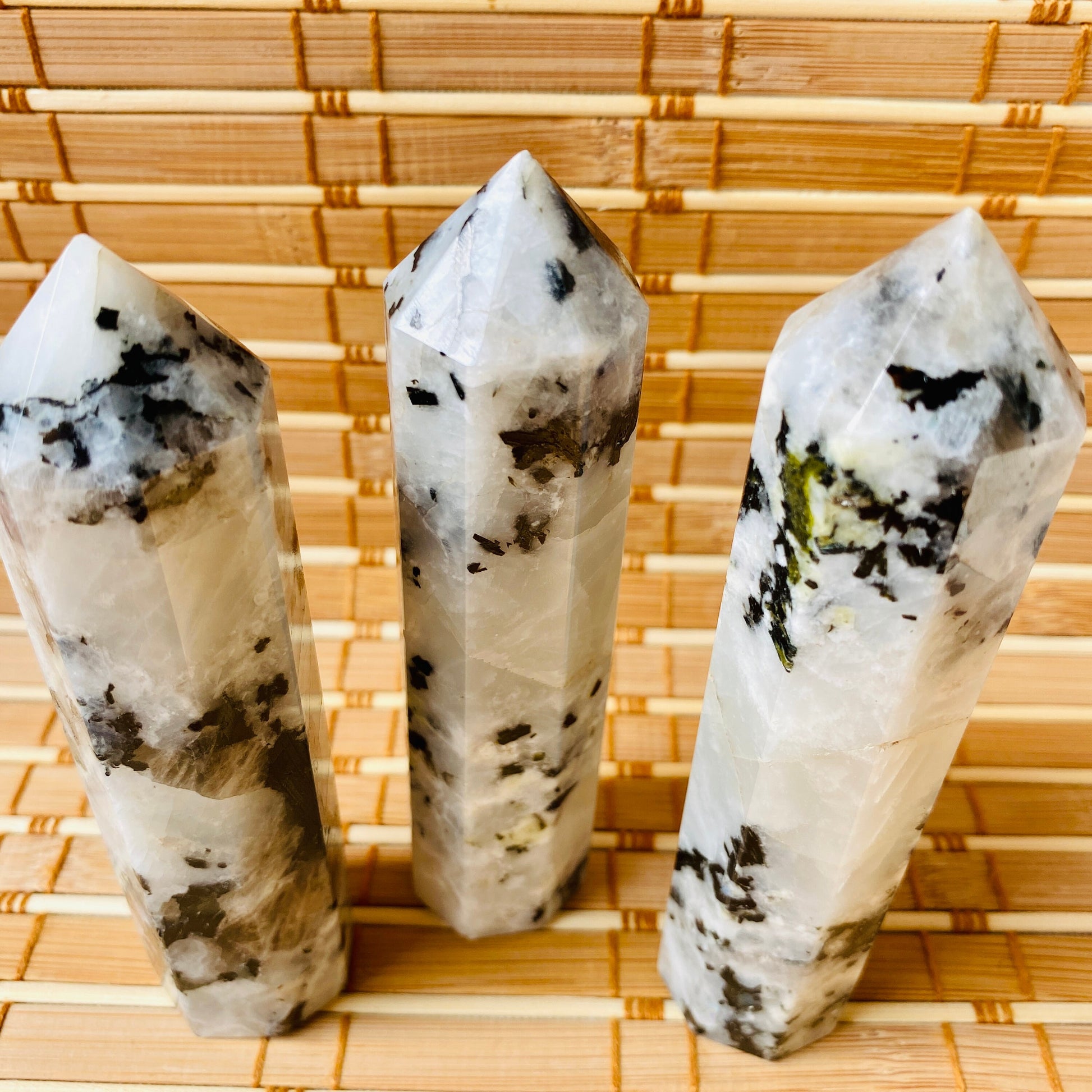 Healing Crystal for Meditation and Chakra Balancing