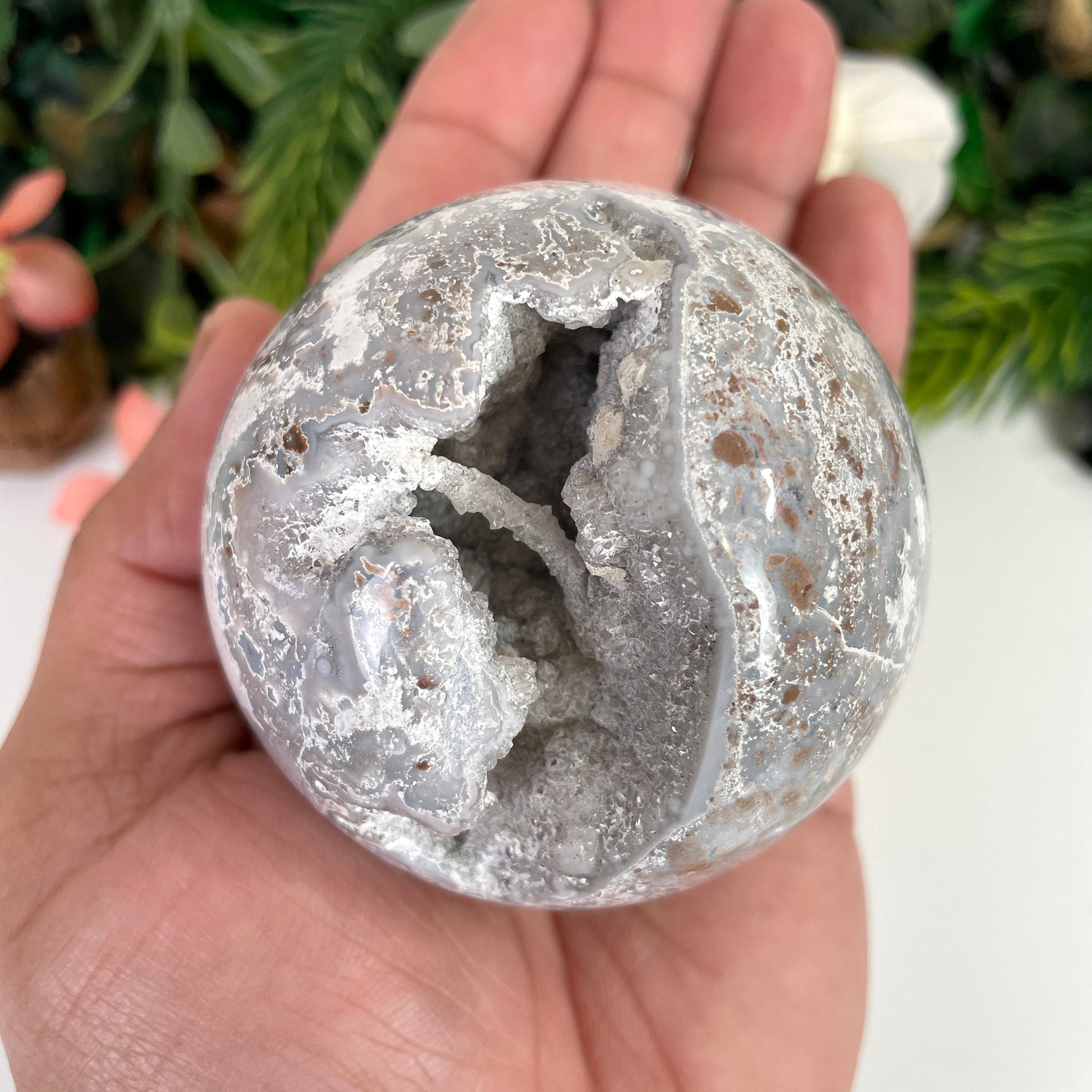Healing Crystal for Meditation and Chakra Balancing