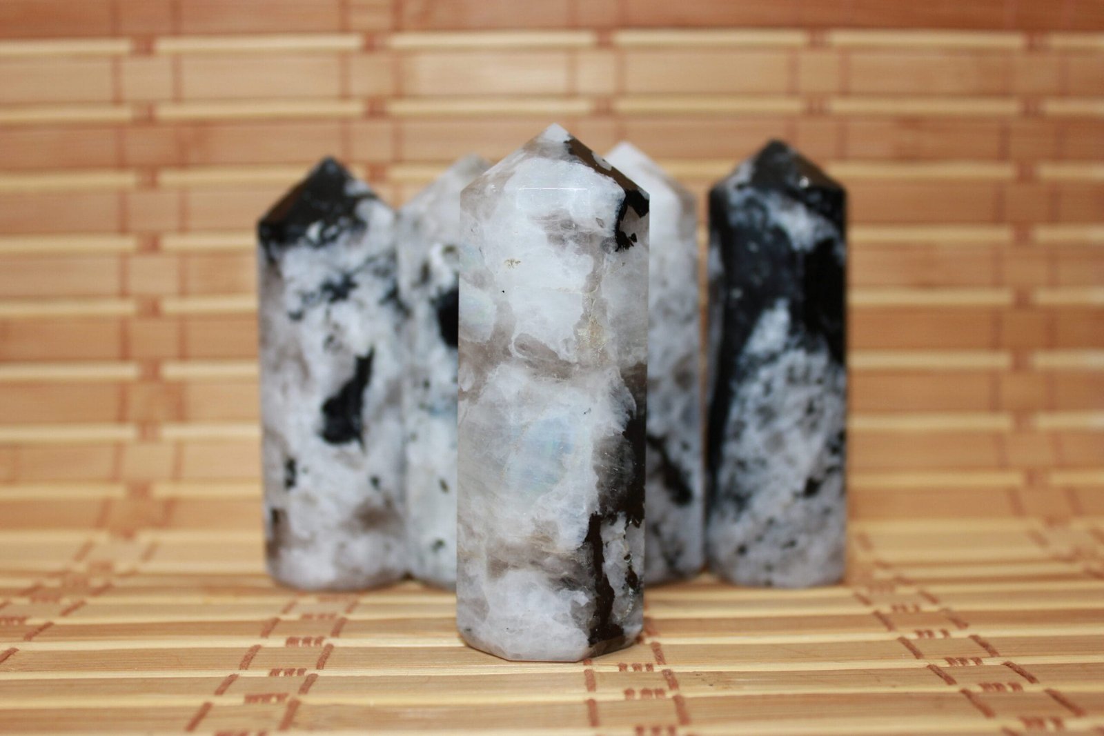 Healing Crystal for Meditation and Chakra Balancing