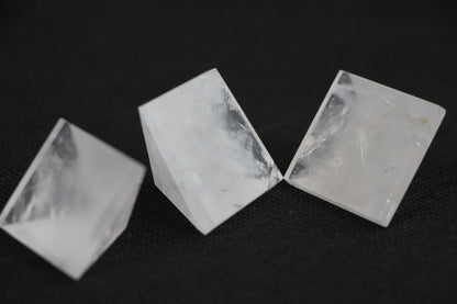 Healing Crystal for Meditation and Chakra Balancing