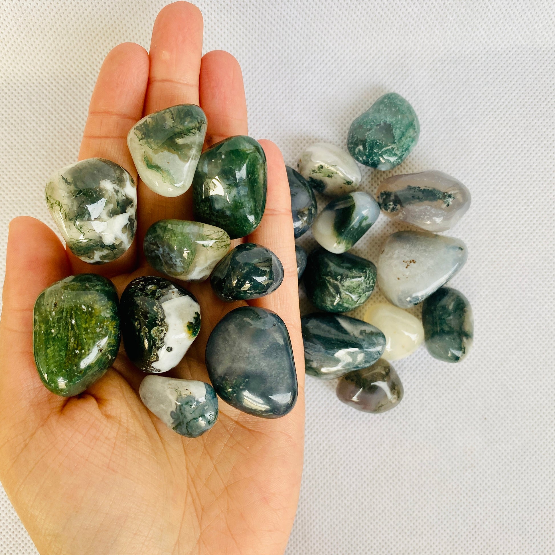 Tumbled Moss Agate Polished Stone Bag Charged Healing Crystal, Polished Gemstone Healing Crystals High Quality - Healing Crystal for Energy, Meditation, and Balance
