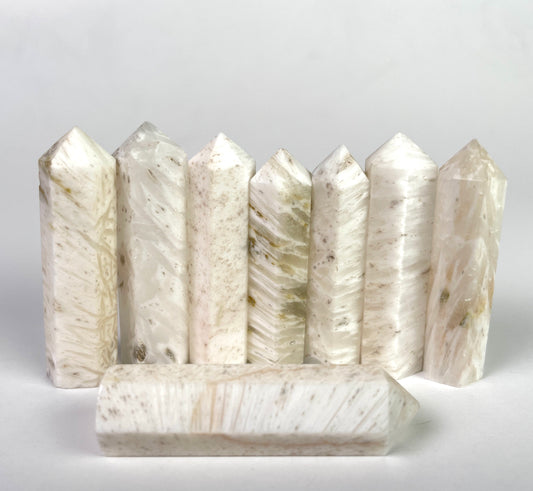 Scolecite Crystal Tower Point, Scolecite Healing crystal tower, Scolecite terminated crystal Single points - Healing Crystal for Energy, Meditation, and Balance