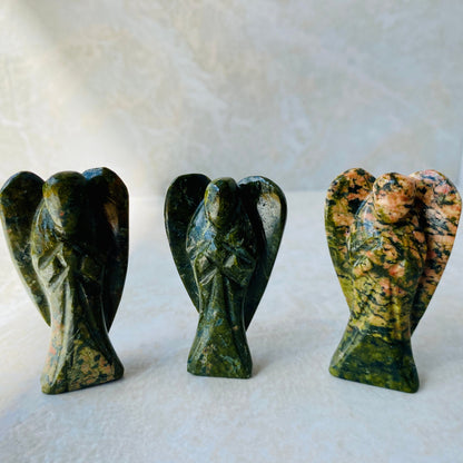 Healing Crystal for Meditation and Chakra Balancing