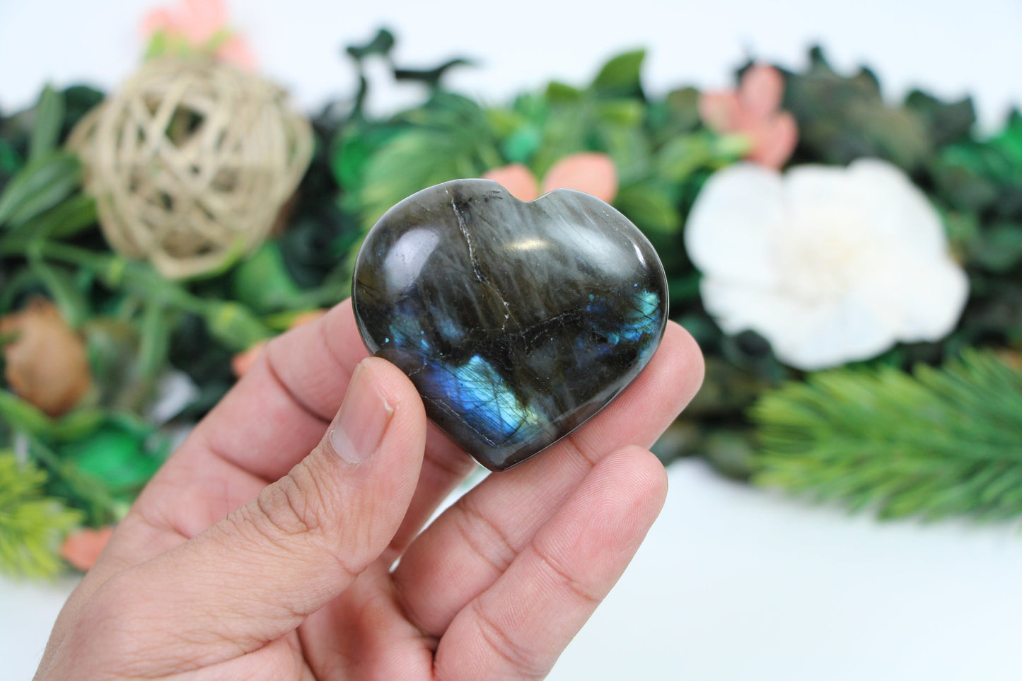 Healing Crystal for Meditation and Chakra Balancing