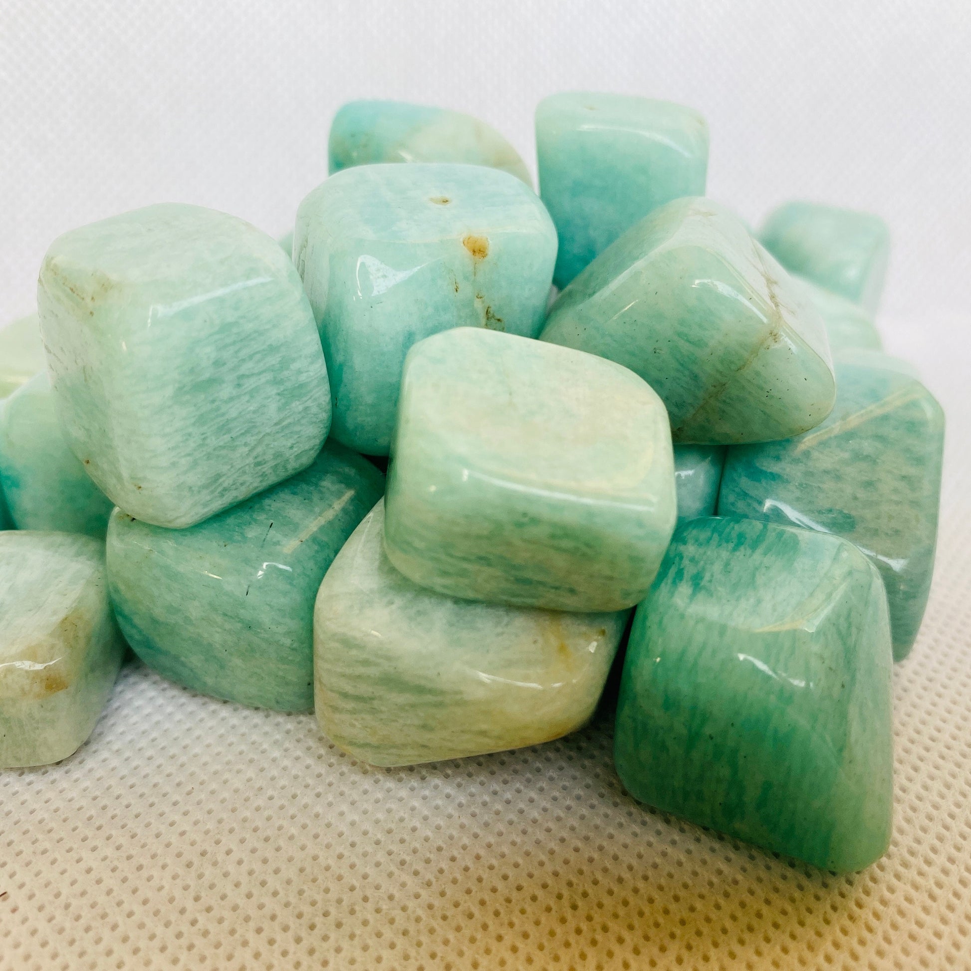 Healing Crystal for Meditation and Chakra Balancing