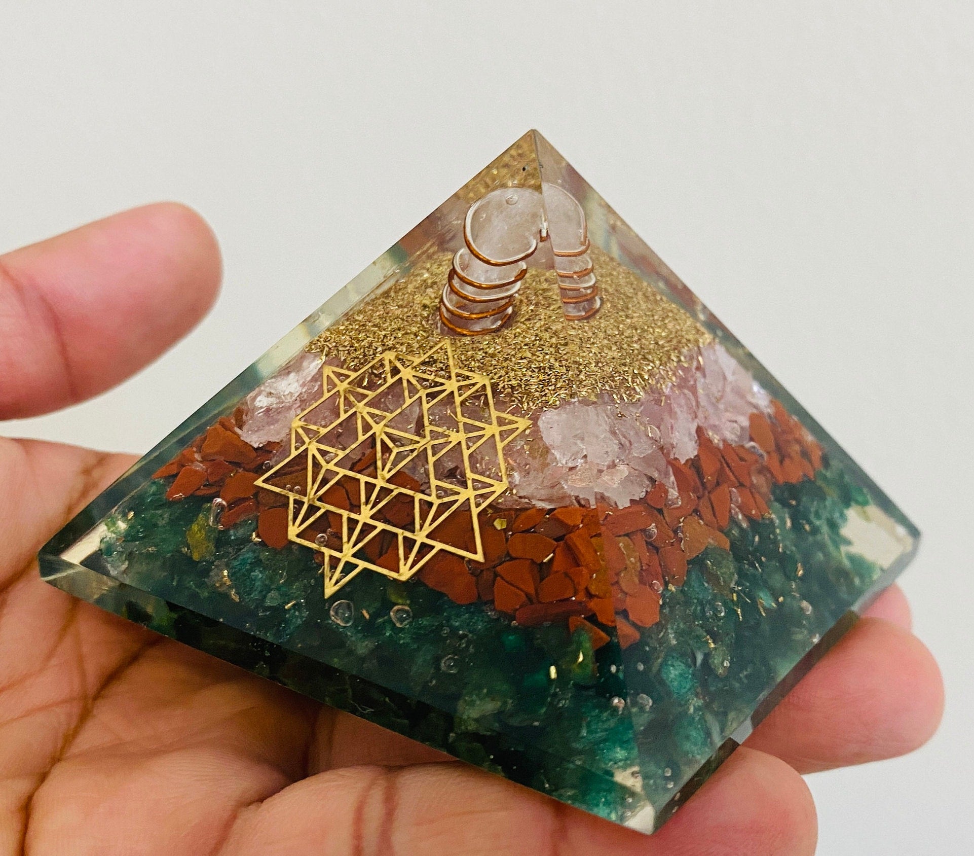 Customized Orgonite Pyramid Energy Orgone Pyramid Flower of Life Gold Plated Symbol with Crystal Pencil Reiki Healing Pyramid - Healing Crystal for Energy, Meditation, and Balance