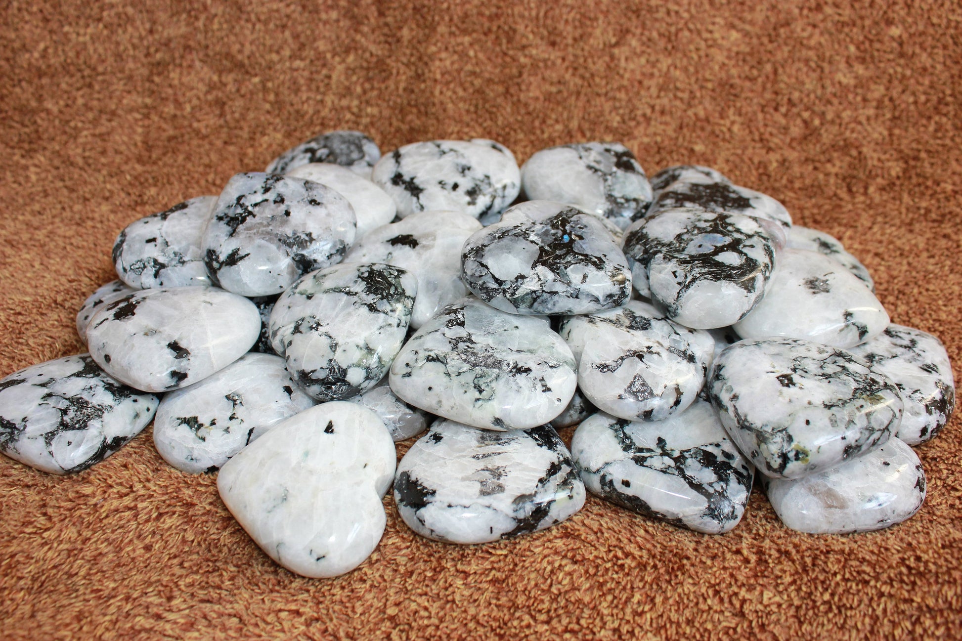 Healing Crystal for Meditation and Chakra Balancing