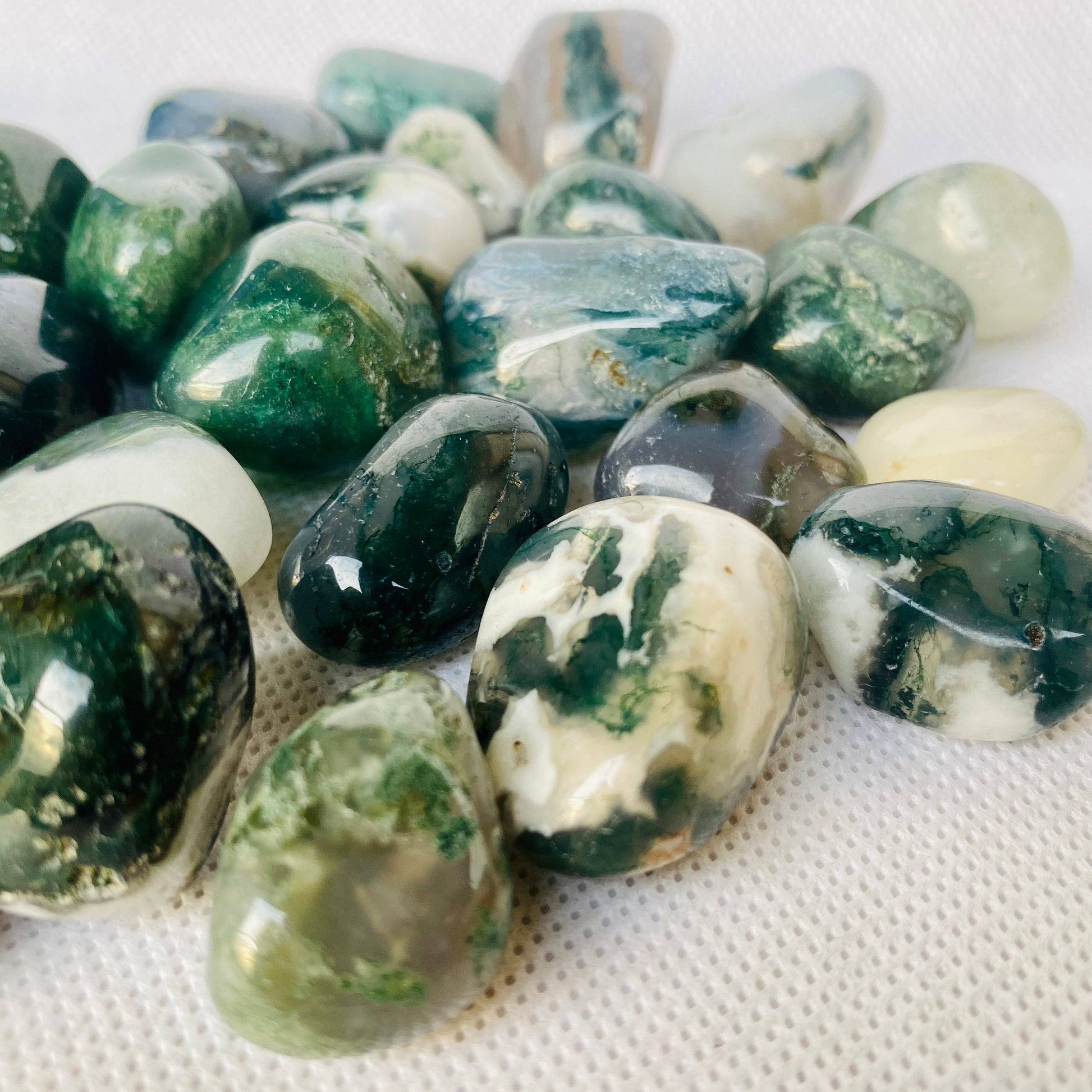 Healing Crystal for Meditation and Chakra Balancing