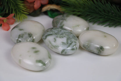 Healing Crystal for Meditation and Chakra Balancing