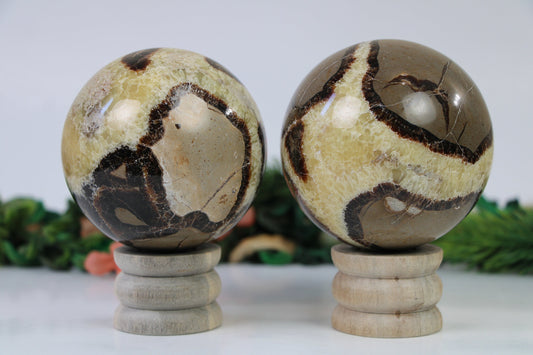 Septarian Large Crystal Sphere, Septarian Dragon Crystal Ball, septarian Dragon Sphere. - Healing Crystal for Energy, Meditation, and Balance