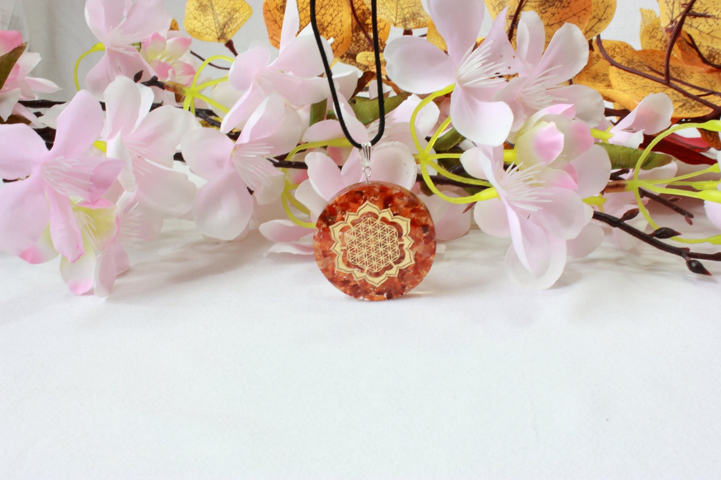 Carnelian Orgone Pendant Flower Of life |Orgonite Pendant | Orgone Necklace | Reiki Pendant - Healing Crystal for Energy, Meditation, and Balance