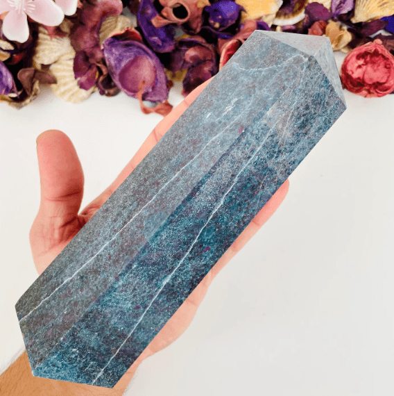Healing Crystal for Meditation and Chakra Balancing
