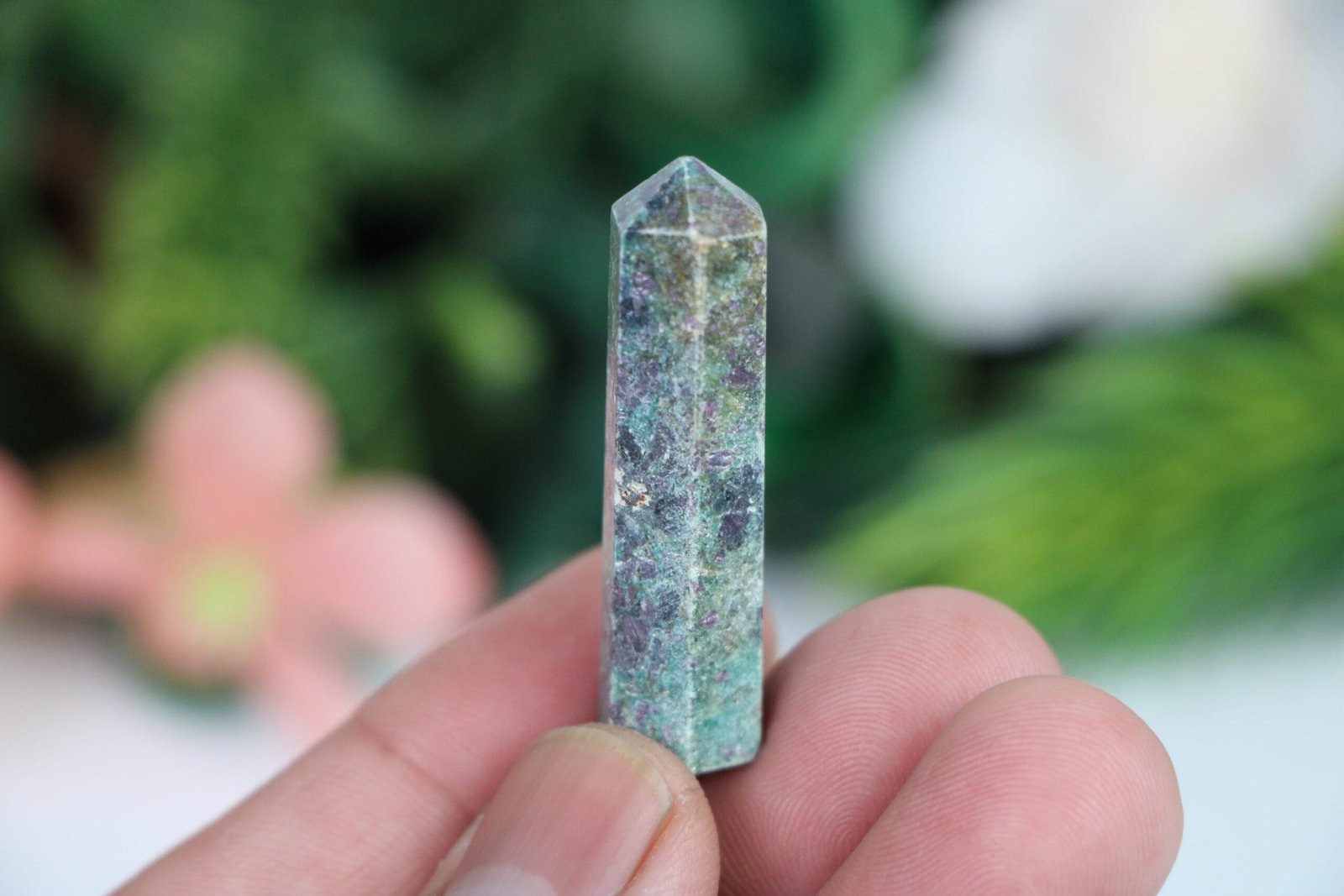Healing Crystal for Meditation and Chakra Balancing