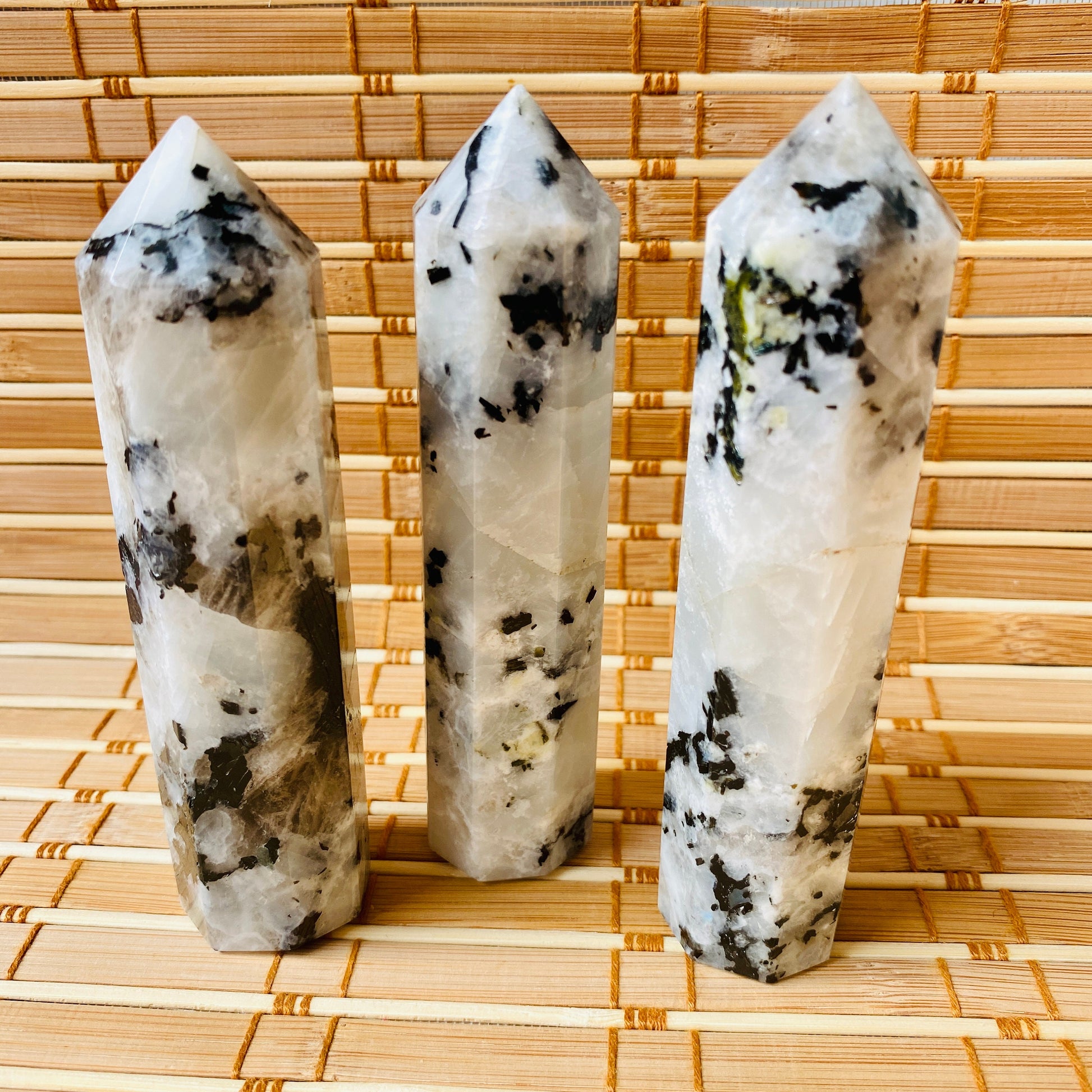 Healing Crystal for Meditation and Chakra Balancing