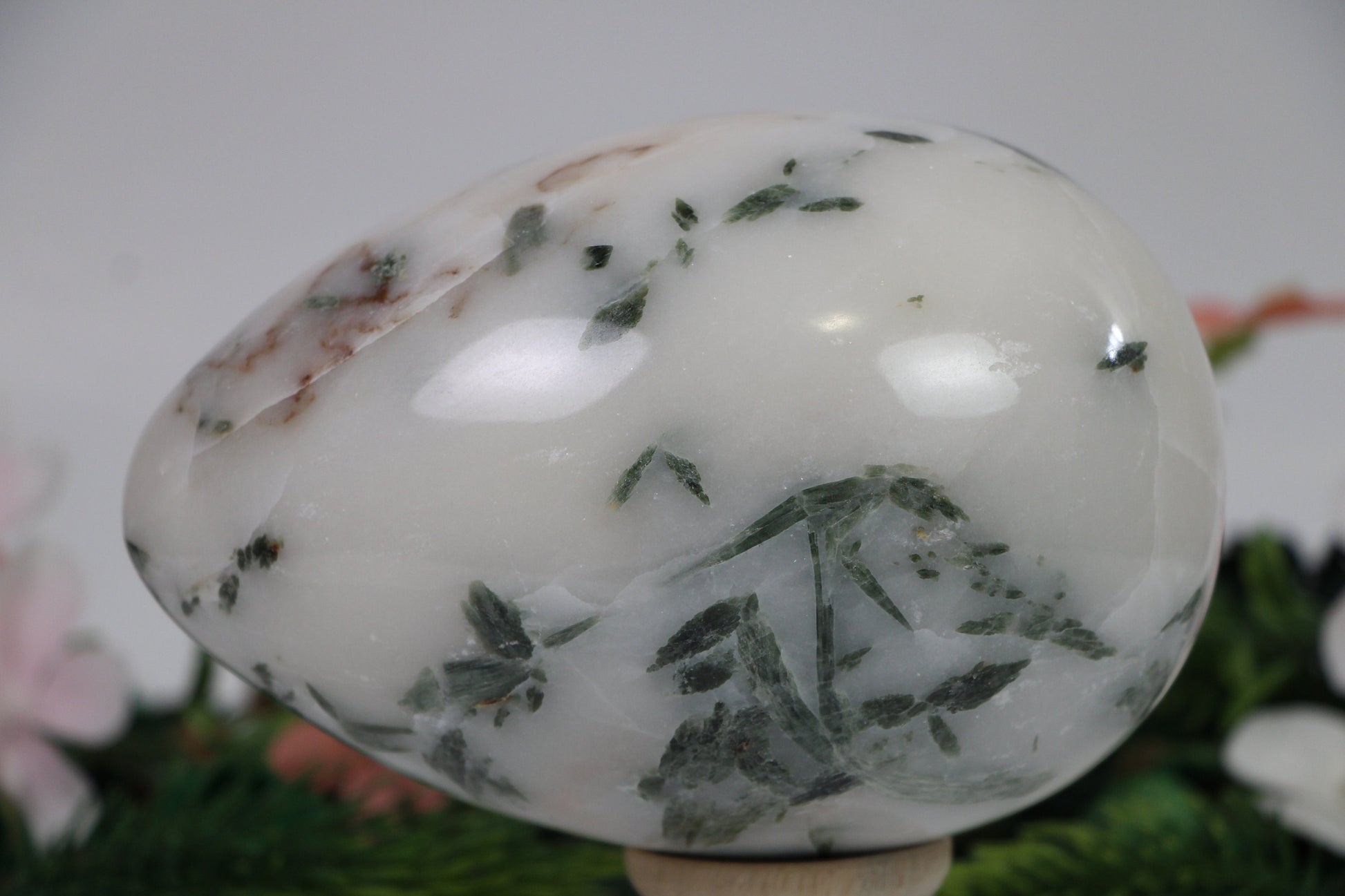 Healing Crystal for Meditation and Chakra Balancing