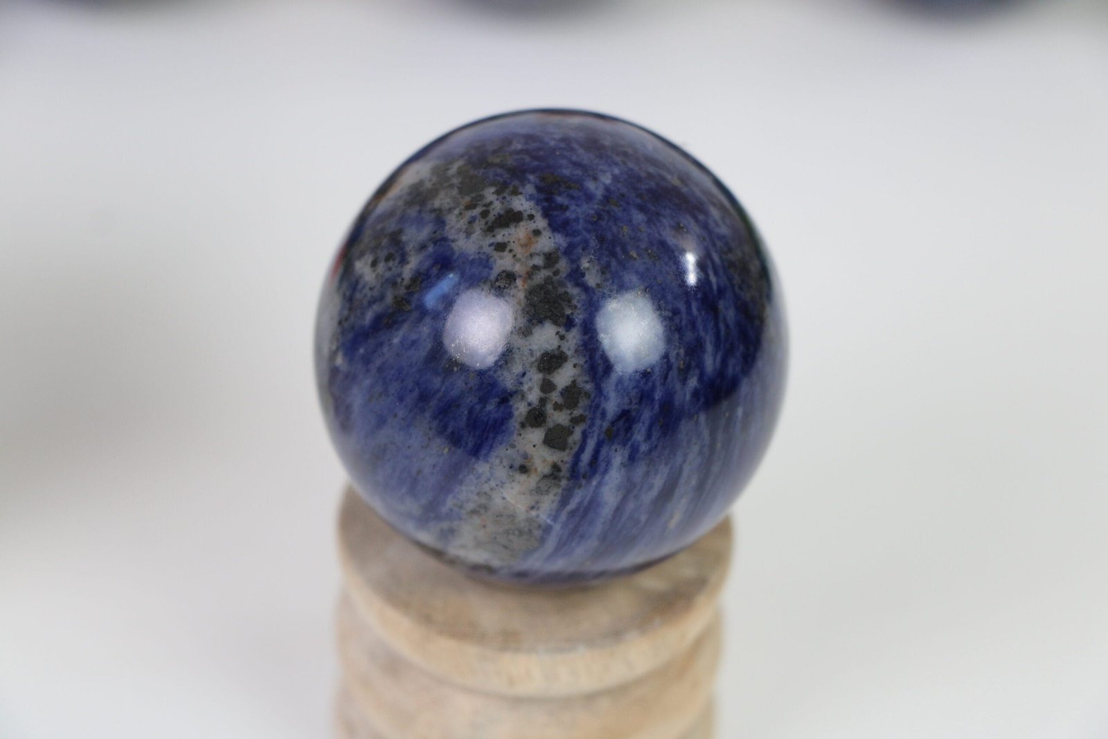 Healing Crystal for Meditation and Chakra Balancing