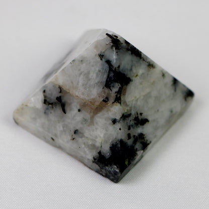 Healing Crystal for Meditation and Chakra Balancing