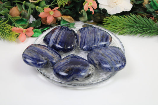 Sodalite Crystal Heart, Sodalite Gemstone Hearts, Sodalite Heart Shaped Healing Stones, Home decor crystal - Healing Crystal for Energy, Meditation, and Balance