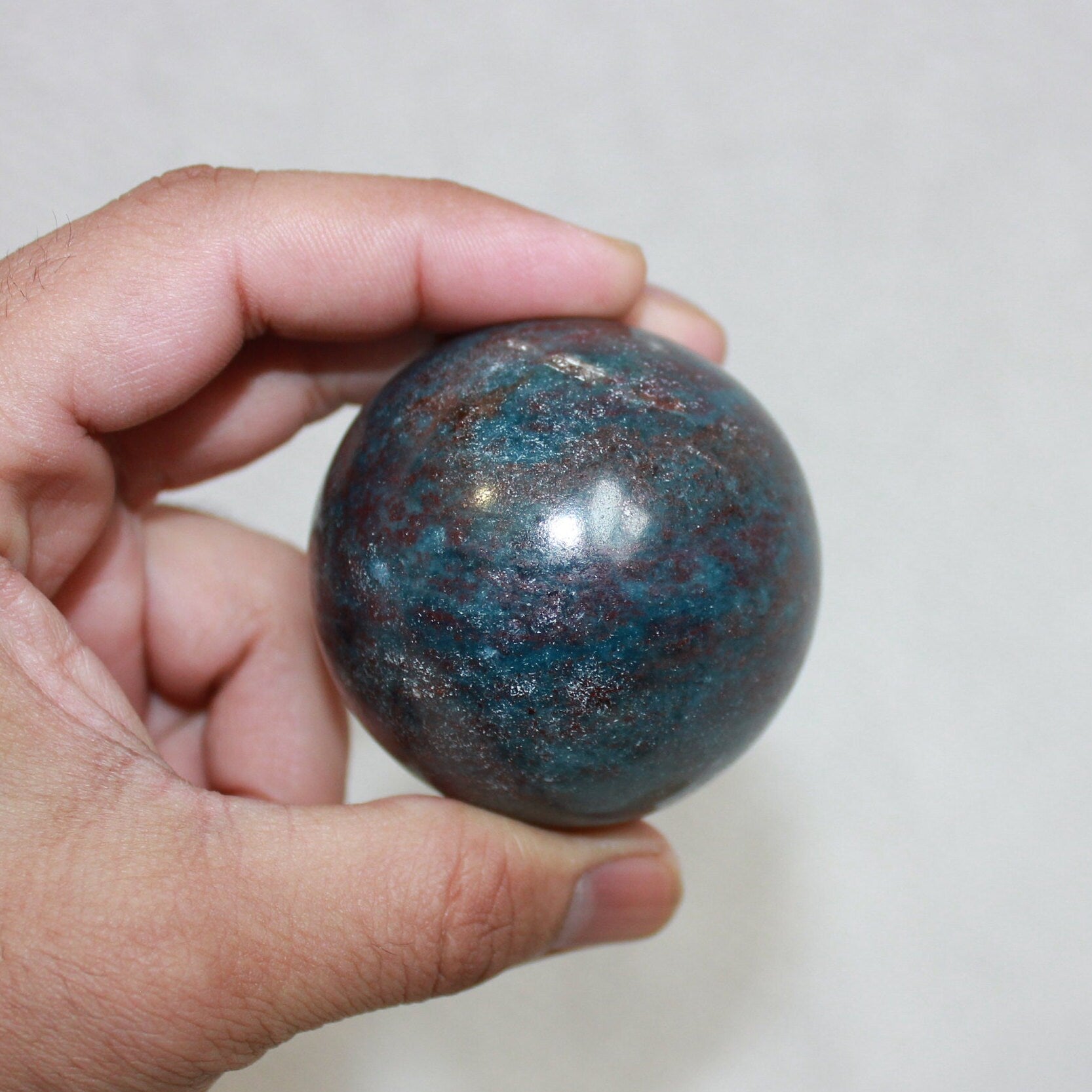 Healing Crystal for Meditation and Chakra Balancing